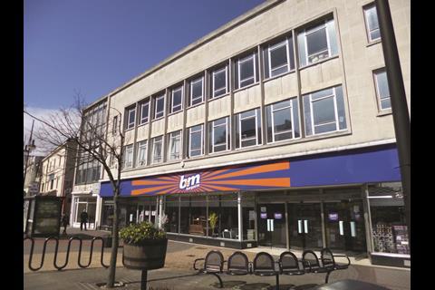 B&M Bargains took the former WHitley Bay Woolworths site